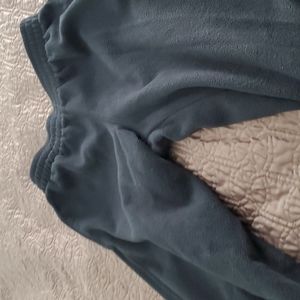 Champion boys M fleece pants